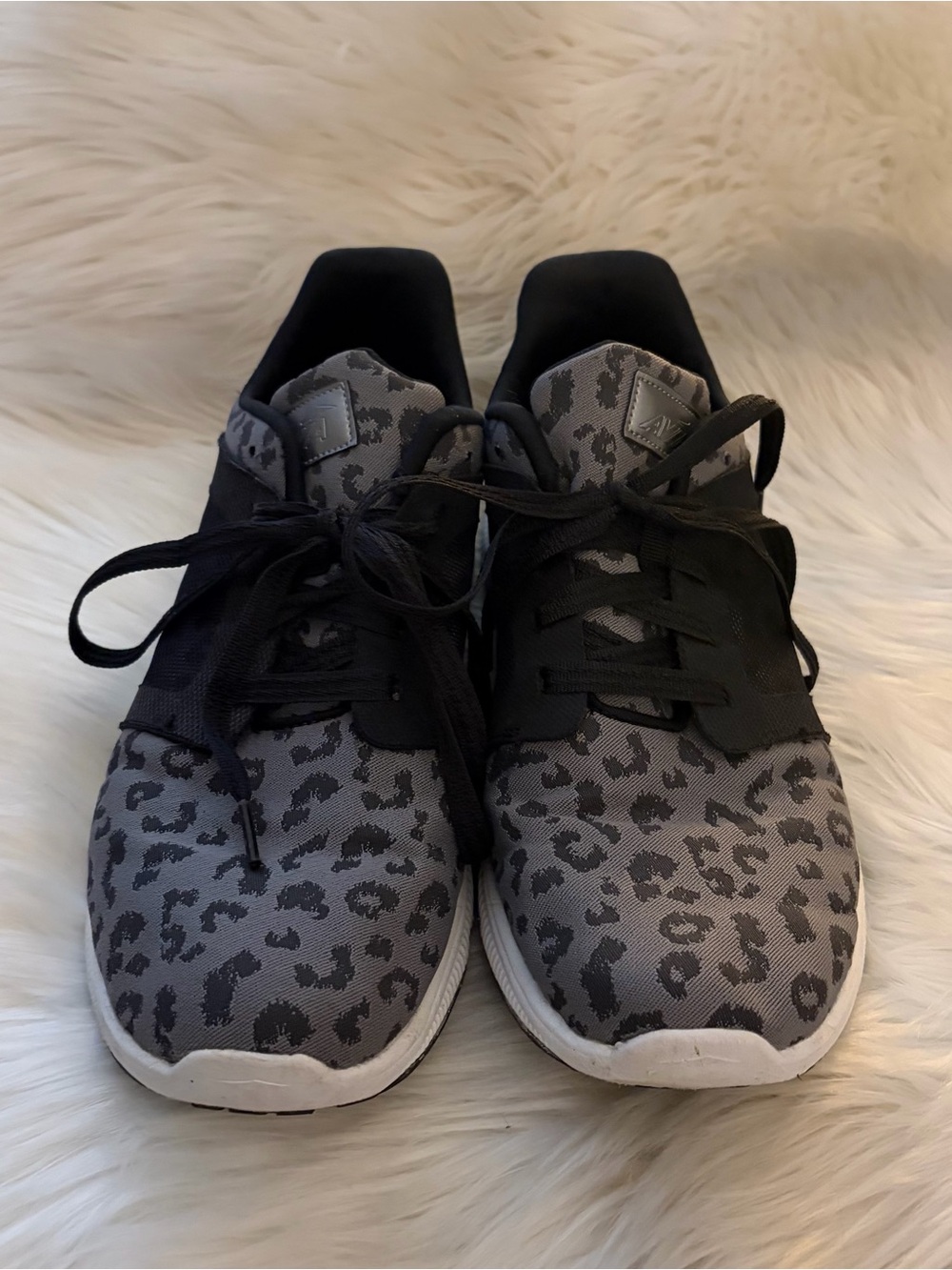 Avia Women's Gray and Black Leopard Print Athletic Sneakers - Picture 3 of 6